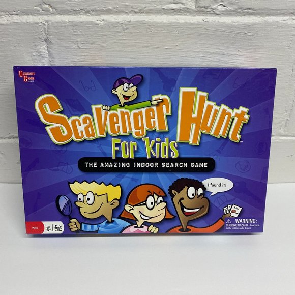 Scavenger Hunt for Kids Indoor Search board Game University Game Complete - Picture 1 of 5